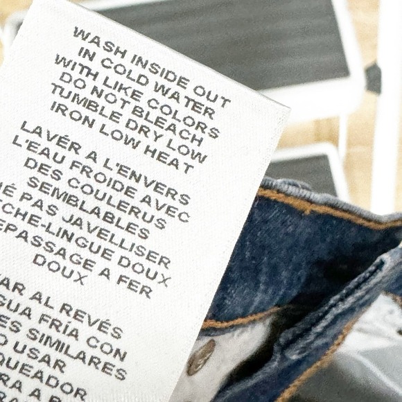 Good American '90s Cutoff Distressed Denim Shorts Blue Size 12 NWT - Picture 9 of 10